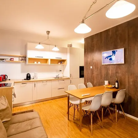 Ardor - Bright And Secluded In The Heart Of Old Town Apartamento