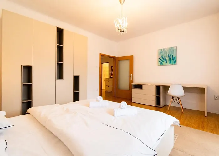 Apartment Ardor - Bright And Secluded In The Heart Of Old Town *
